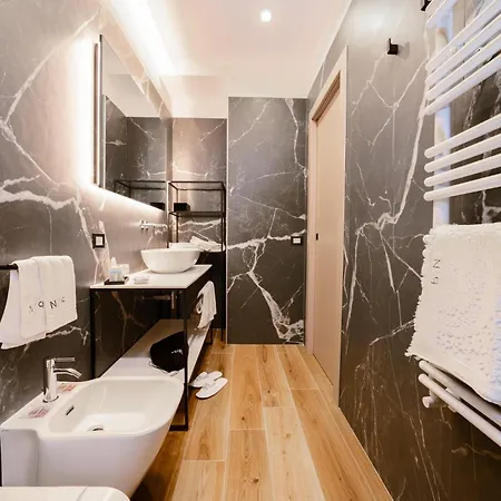 Nap Luxury Municipio Guest house *