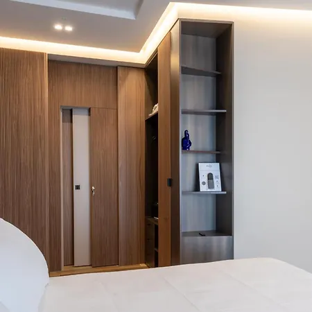 Nap Luxury Municipio Guest house